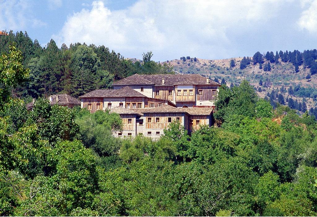 Katogi Averoff Hotel & Winery Metsovo Exterior photo