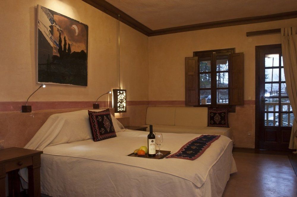Katogi Averoff Hotel & Winery Metsovo Exterior photo