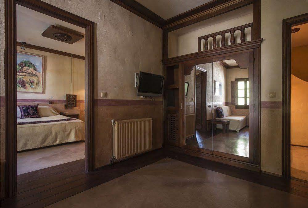 Katogi Averoff Hotel & Winery Metsovo Exterior photo