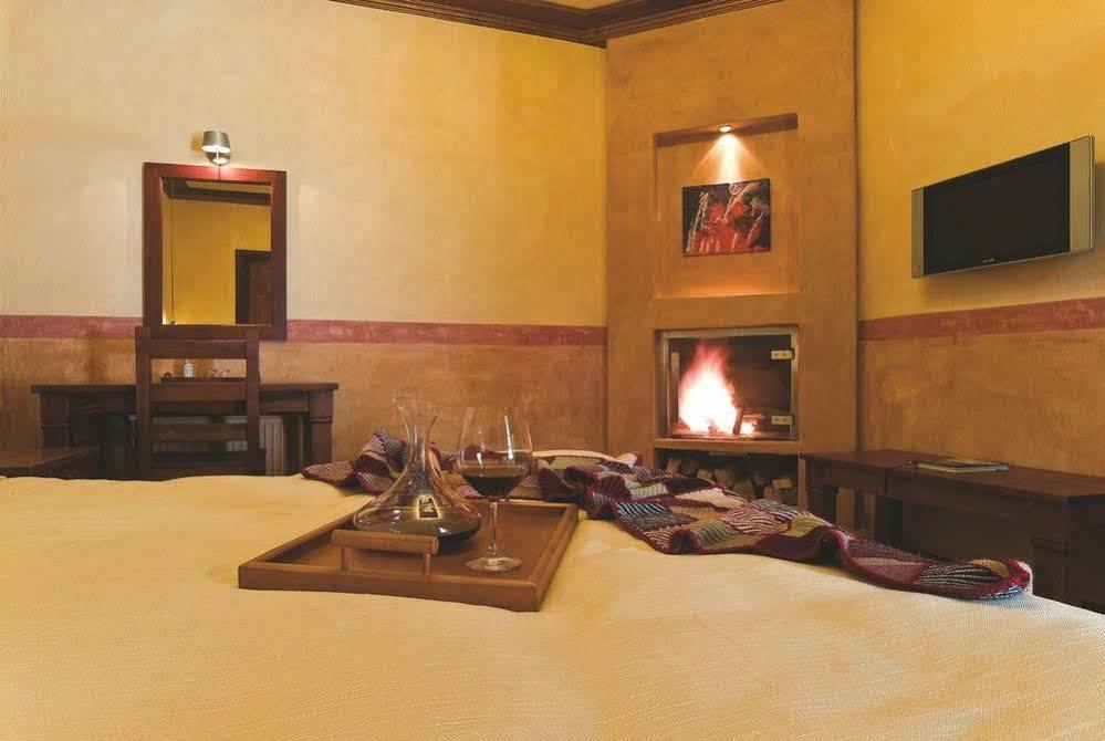 Katogi Averoff Hotel & Winery Metsovo Exterior photo
